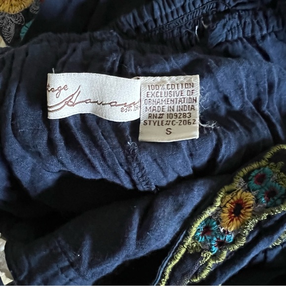 Vintage Havana embroidered sundress - Picture 5 of 5